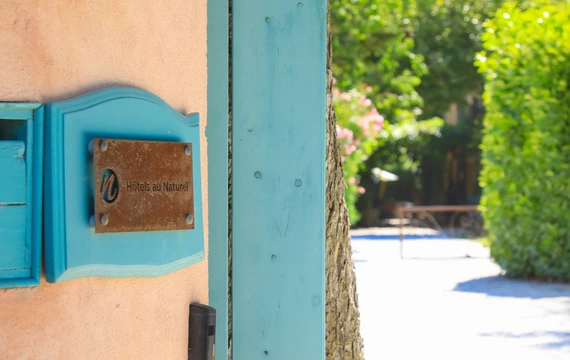 Hôtel au Naturel en Vaucluse  © Hocquel