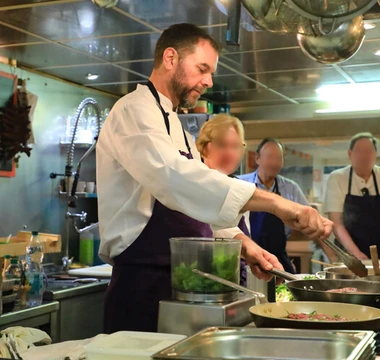 Atelier cuisine chez Jon Chiri à Avignon  © Hocquel